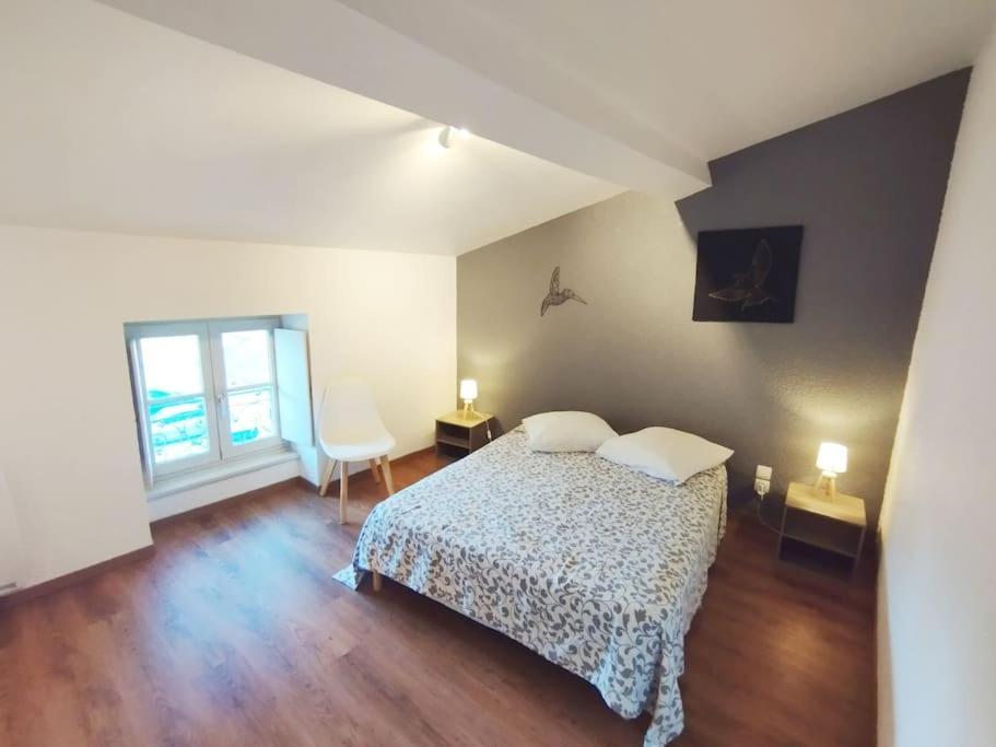 Appartement Chaleureux Au Pied De La Cite Avec Parking Carcassonne Exterior photo